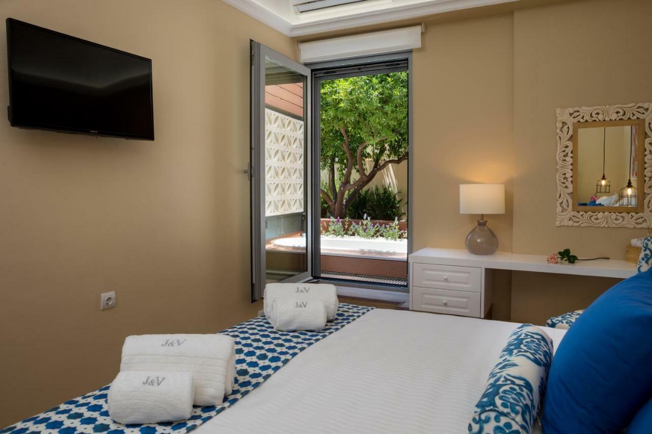 J&V Luxury Suites La Canée Extérieur photo